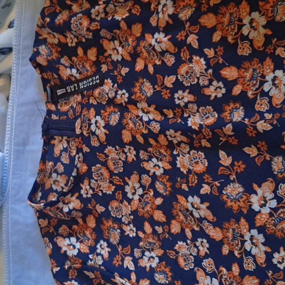 Dress - Picture 4 of 4